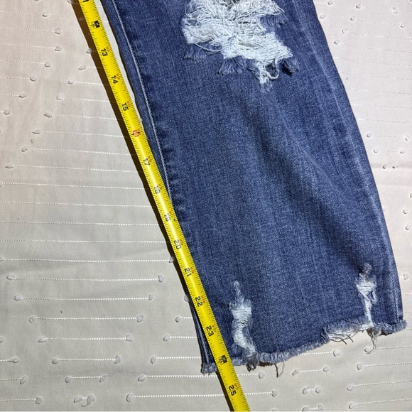 Judy Blue Distressed Straight Jeans Size 15/32 Raw Hem Stretch Denim - Picture 7 of 7